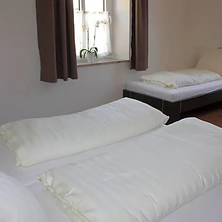 Thai Tawan فندق